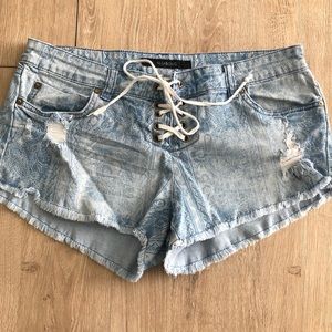 Billabong Lite Hearted Shorts